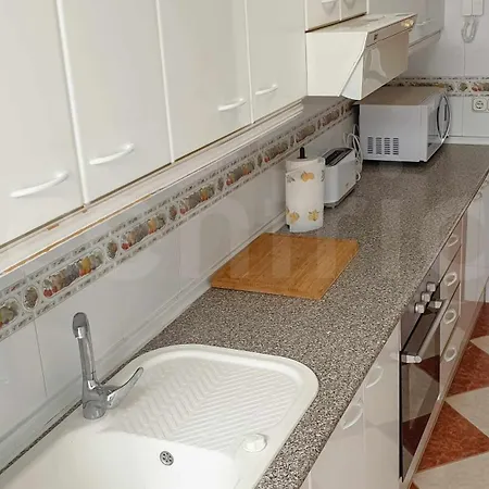 Piso En Barrio Tradicional Malagueno