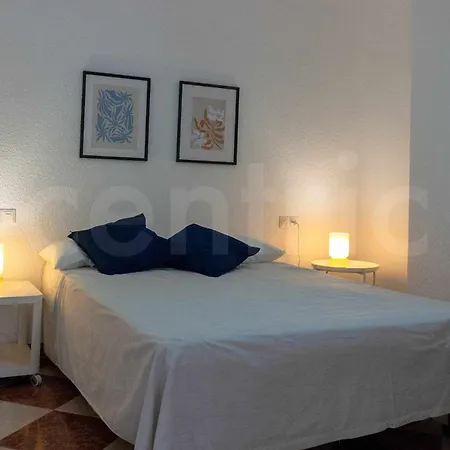 Apartment Piso En Barrio Tradicional Malagueno *